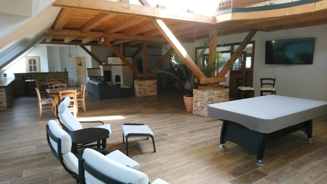 Zrebcin Mlyncok Apartment Slovenska Lupca Luaran gambar