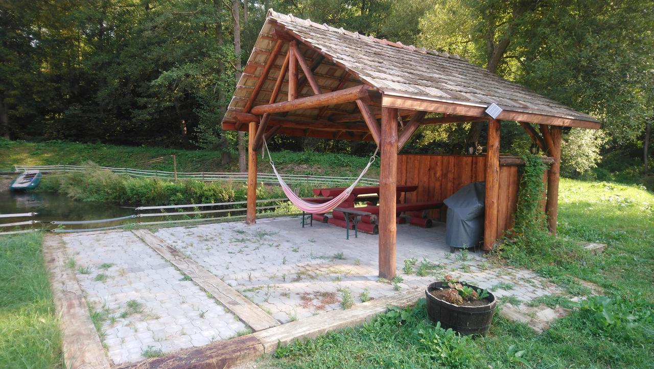 Zrebcin Mlyncok Apartment Slovenska Lupca Luaran gambar