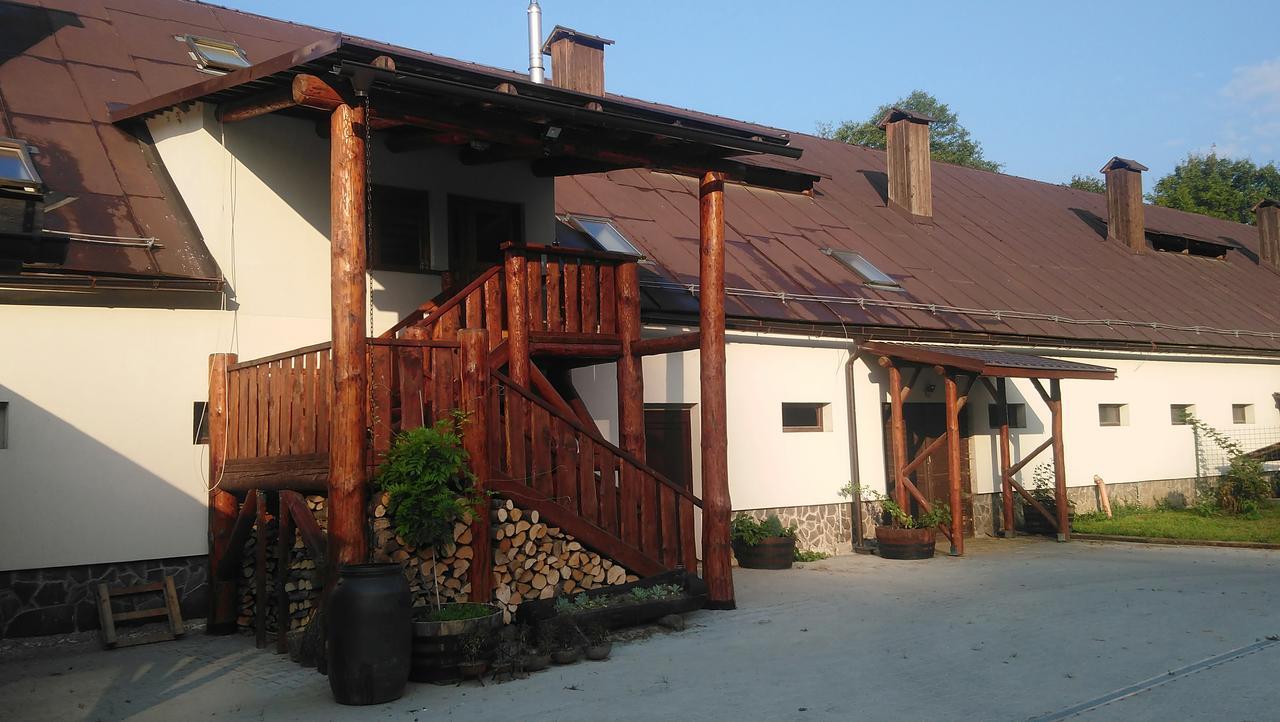 Zrebcin Mlyncok Apartment Slovenska Lupca Luaran gambar