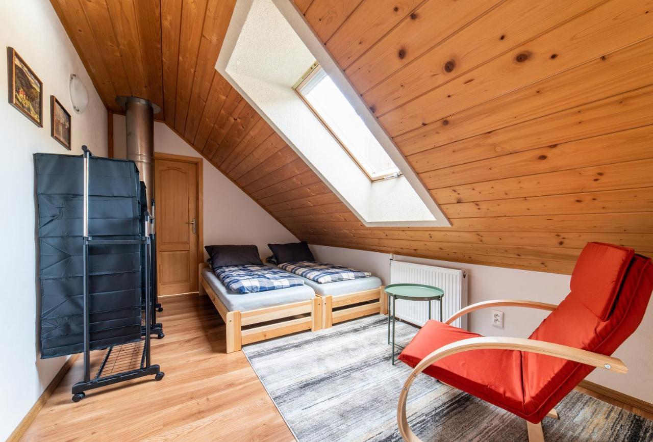 Zrebcin Mlyncok Apartment Slovenska Lupca Luaran gambar